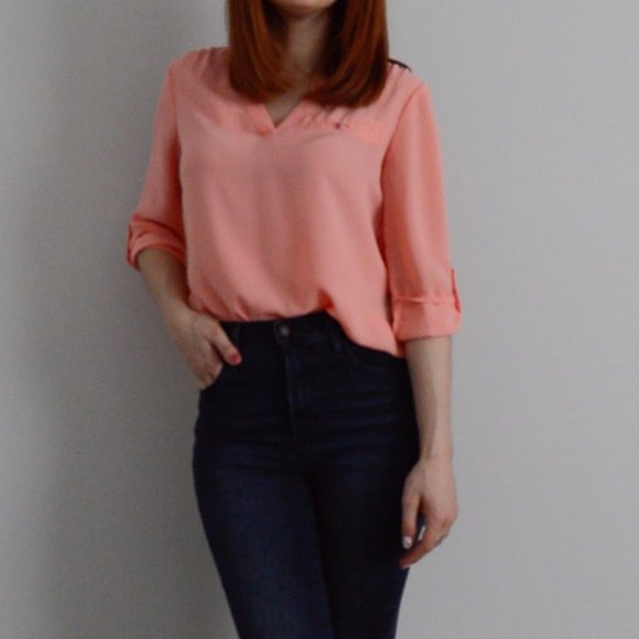 ❣️SOLD | Coral Woven Blouse with Pocket detail - Picture 2 of 3